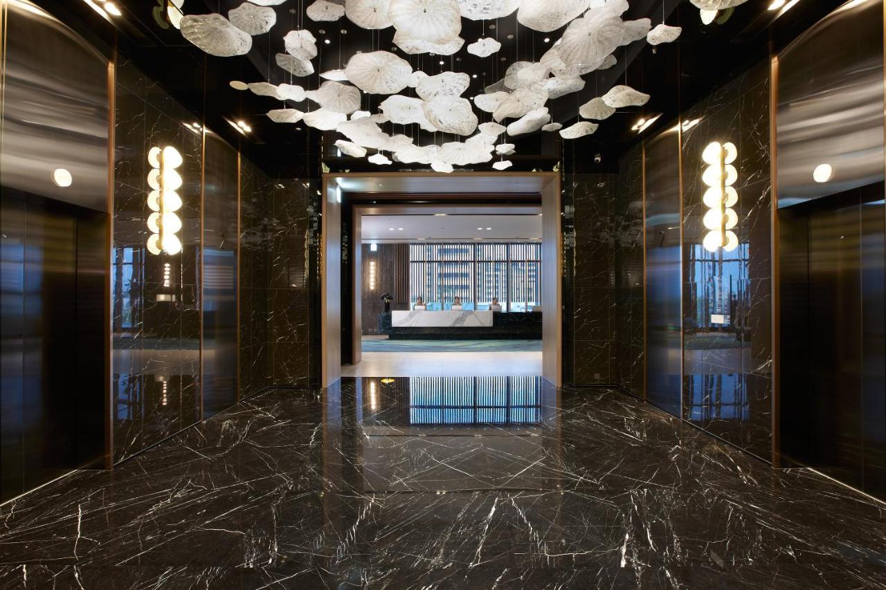 Hotel Cozzi Blu Čung-li Exteriér fotografie Lobby