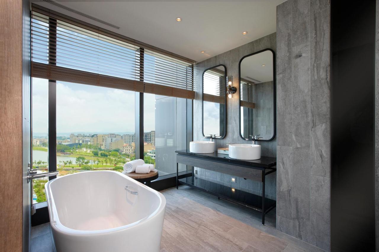 Hotel Cozzi Blu Čung-li Exteriér fotografie Bathroom